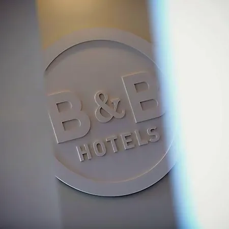 Hotell Saint-quentin 2*