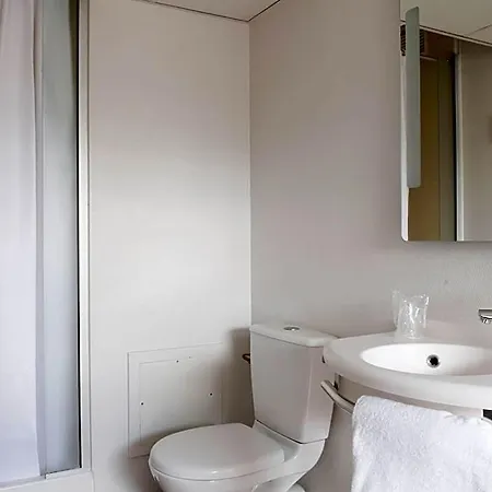Hotell Saint-quentin 2*